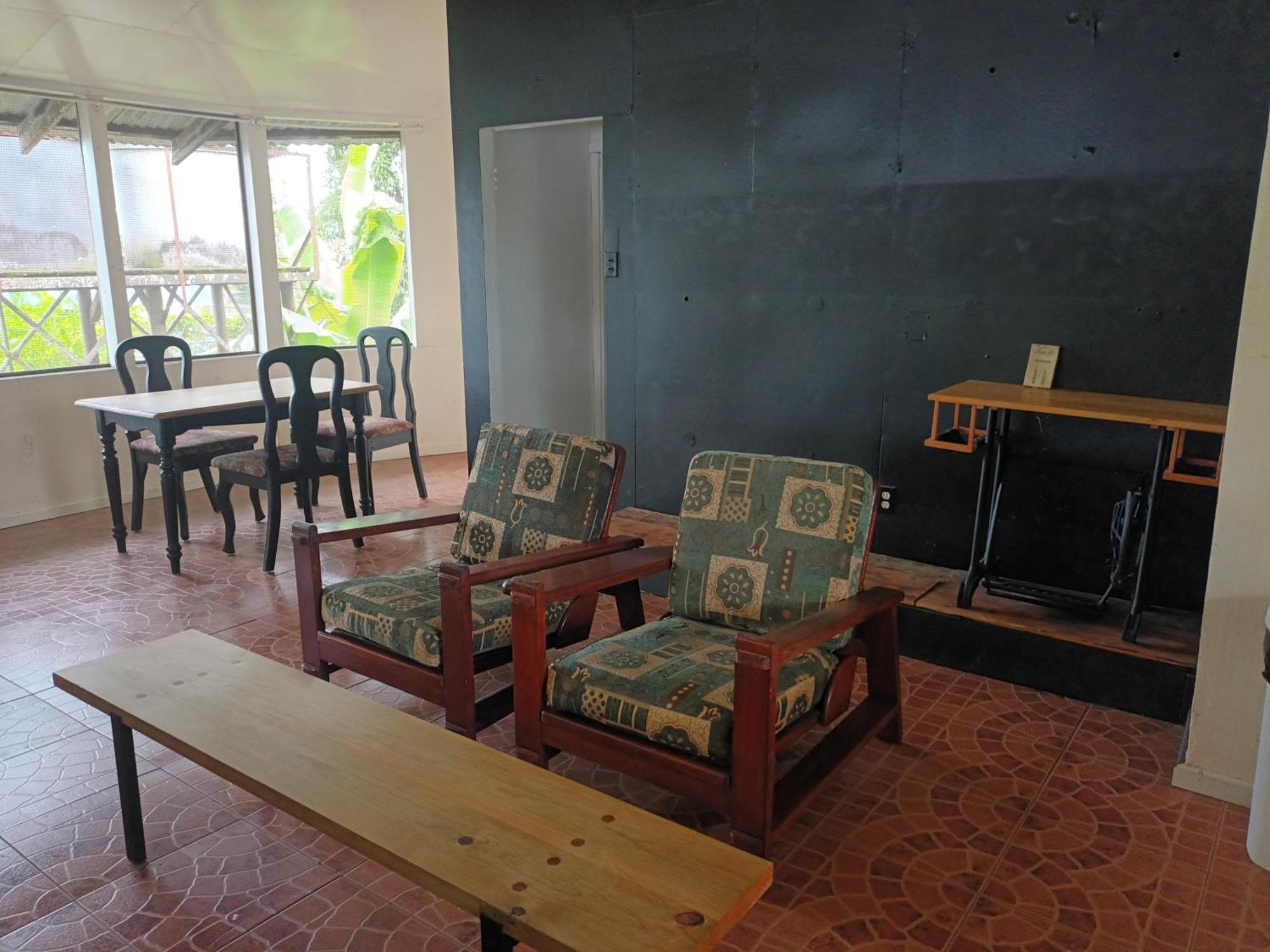 Waterfront 2 Story Deluxe Duplex Apartment Almirante Exterior photo